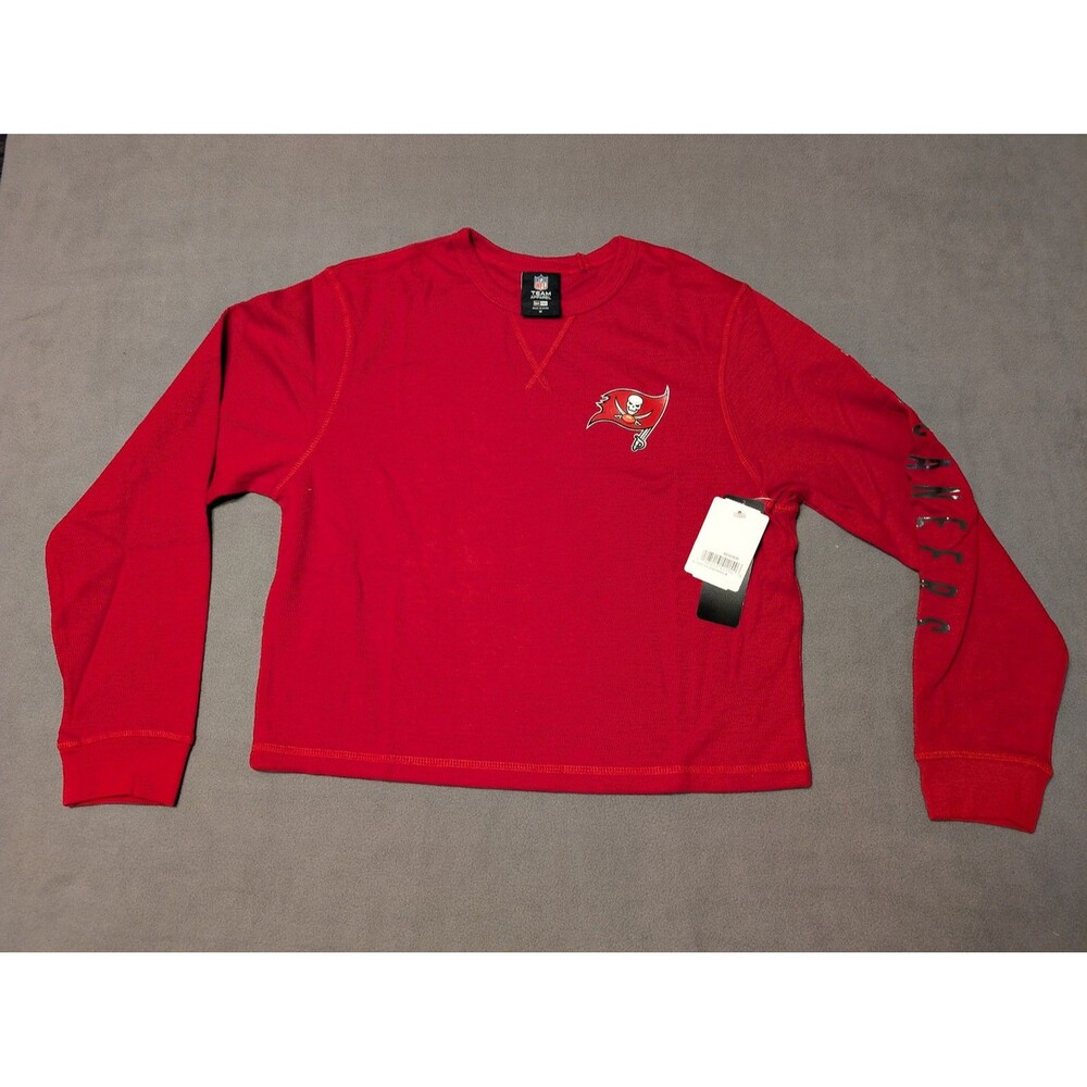 New Era Tampa Bay Buccaneers Womens M Sport Night Thermal Crop Shirt NWT